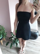 Czarna krótka sukienka bez ramiączek Bershka rozmiar XS mini rozkloszowana 