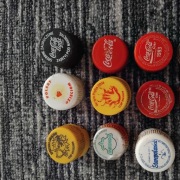 Nakretki,korki z butelek 