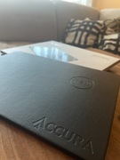 Czarna podkładka z ładowarką indukcyjną Accura Ramal