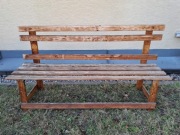 Miła drewniana ławka do ogrodu / na werandę / działkę 158 x 86 x 41 cm