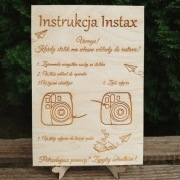 Drewniana instrukcja INSTAX ze stojakiem