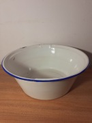 Duża miednica emaliowana metalowa miska