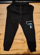 Spodnie chłopięce na lekkim meszku