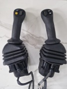 Joystick cat 515-7113 515-7112