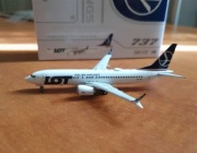 Boeing B737 Max8 PLL LOT skala 1:400 SP-LVF