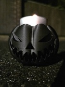 Halloweenowy świecznik straszna dynia 