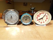 Zegar budzik mechaniczny " Mera Poltik" 3 szt. (sprawne)