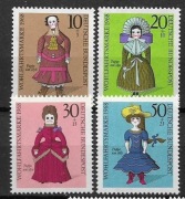 Niemcy RFN 1968 MI: 571-574 Czysty STROJE LUDOWE