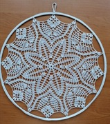 ŁAPACZ SERWETKA SZYDEŁKOWA BIAŁA 35 CM