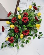 Stroik nagrobny utwardzony sztuczne kwiaty 