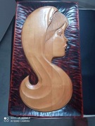 portret kobiety w drzewie-sygnowany