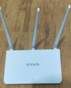 Router tenda chyba model F3