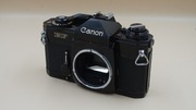 Aparat analogowy Canon EF