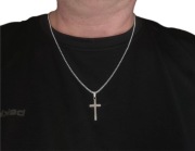 Naszyjnik 60 cm , stal szlachetna, krzyżyk, pudełko