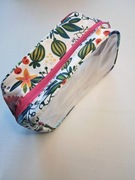 Kosmetyczka damska satynowa przezroczysta Prezent UPOMINEK