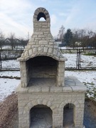 Grill ogrodowy z piaskowca