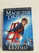 Magiczne Drzewo Czerwone krzesło Andrzej Maleszka
