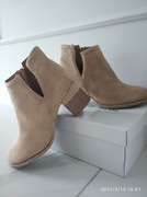 Botki wiosenne beżowe zamszowe 40