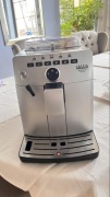 Włoski automatyczny ekspres do kawy Gaggia