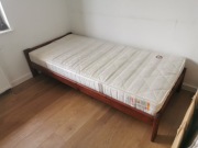 Łóżko drewniane sosnowe 90x200 z materacem