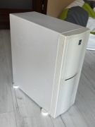 Obudowa ATX z klapką pod Pentium II, z zasilaczem