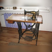 Zabytkowa maszyna do szycia