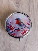 Ozdobne metalowe pudełeczko, kieszonkowa szkatułka - rudzik zima