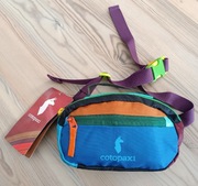 Unikatowa kolorowa nerka firmy Cotopaxi 