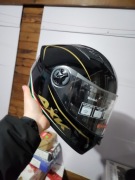 Czarny kask motocyklowy Full face rozmiar M z kołnierzem 