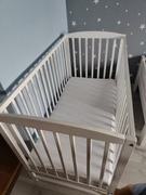 Łóżeczko dziecięce z szuflada i materacem 