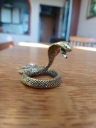 Figurka kobry z mosiądzu