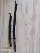 Zestaw Japońskich mieczy. 