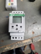 F&F 524.3 Zegar astrononiczny 