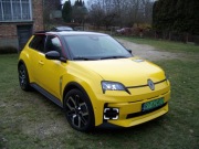 Renault 5 E-Tech 150 koni elektryczny 2025 salon Polska żółty super stan.