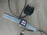Smartwatch Fitbit Versa niebieski