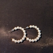 Kolczyki z perełkami na sztyfcie