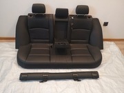 Tylna kanapa BMW Fotele przednie F11 2017 + tapicerki listwy drzwi polift