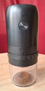 Młynek do kawy (żarnowy, bezprzewodowy, 1800 mAh)