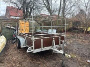 Przyczepka samochodowa