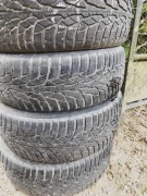 Opony 205/60 R16 Nokian 96H XL - 4 szt 200 zł