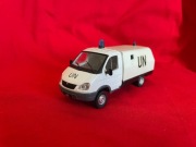 GAZ-33022 "Wojownik" żołnierzy sił pokojowych ONZ skala 1:43