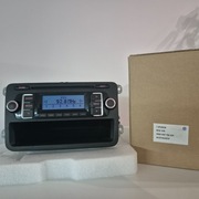 Fabrycznie NOWE Radio VW RCD210 mp3 passat b6 b7 caddy Golf 5 6 jetta
