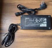 Zasilacz oryginalny Toshiba PA3546E-1AC3 180W