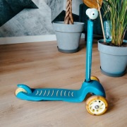 Hulajnoga balansowa dla dzieci trójkołowa SCOOTER