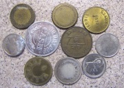 Zestaw 10 starych żetonów / tokenów (1)