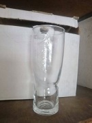 Szklanki pepsi z grubszego szkła