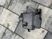 Obudowa filtra powietrza Toyota yaris III 1.5 hybryda 