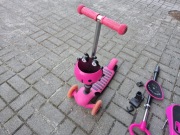 Hulajnoga Trójkołowa 5w1 z Siedziskiem i Prowadnikiem – Biedronka