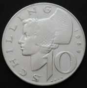 Austria 10 schilling 1957 - kobieta w czepku - srebro