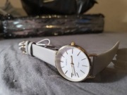 Zegarek damski Oozoo Vintage – 32 mm | Skórzany pasek | Złoty/Szary